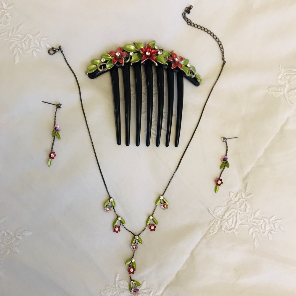 Necklace earrings and hair comb set